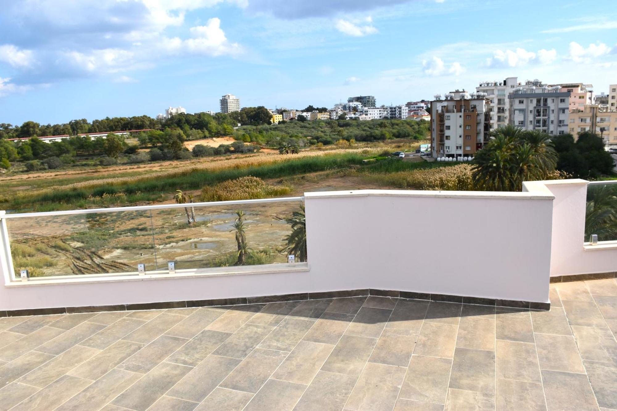 Panoramic Penthouse Apartment Фамагуста Екстериор снимка